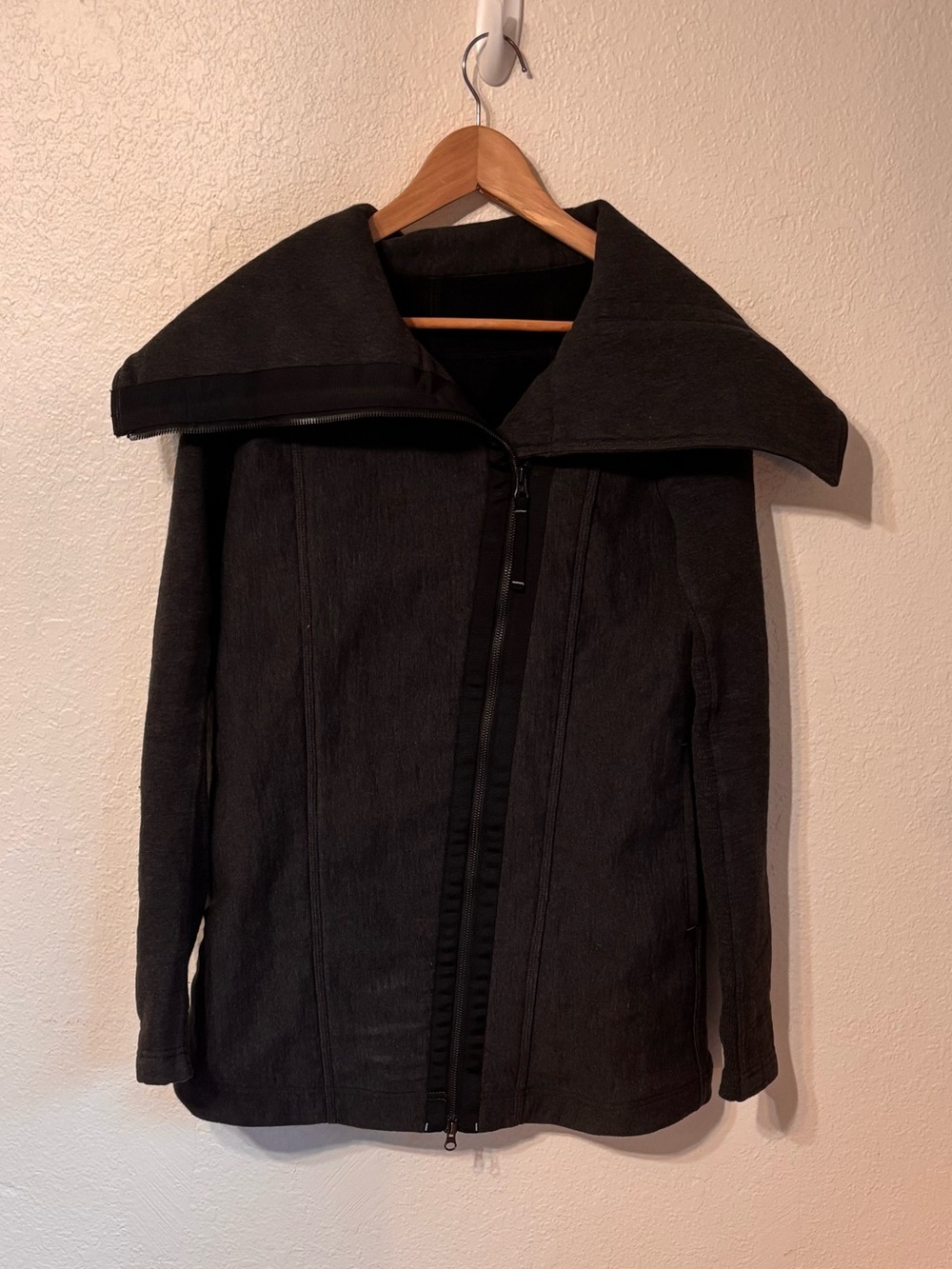 Lululemon Virasana Blanket Wrap Jacket Size 4